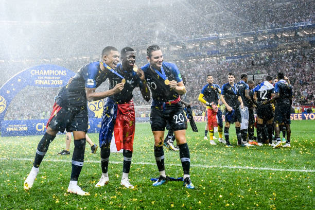 留在老特拉 留在老特拉