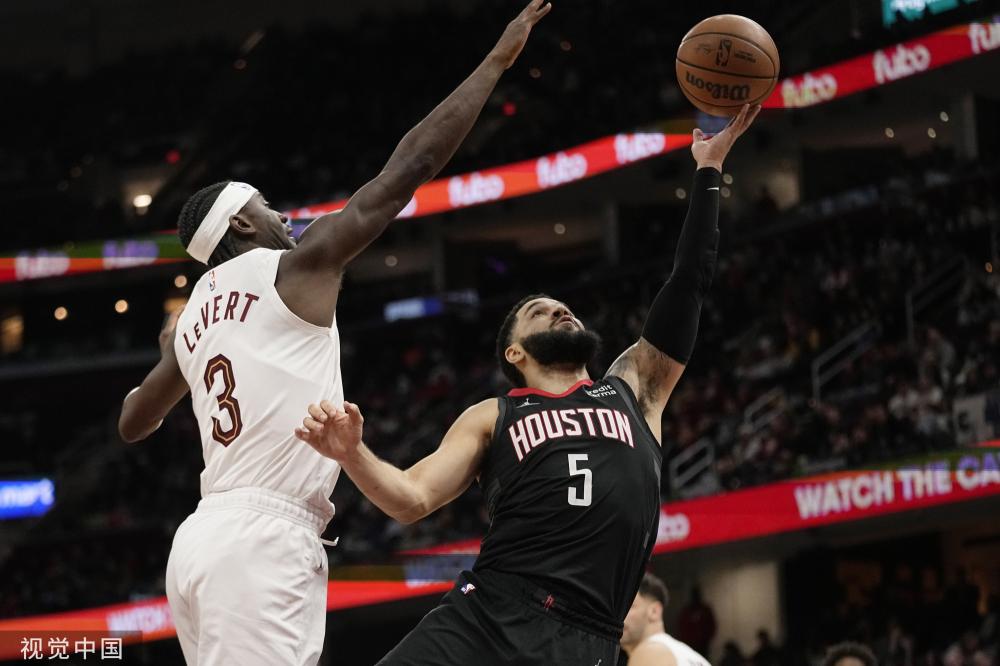 对国足怀抱 对国足怀抱