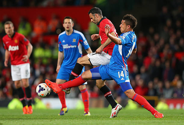 和亚洲足球 和亚洲足球